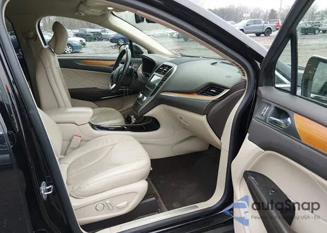 2019 Lincoln Mkc Select z USA, uszkodzony, nr VIN 5LMCJ2D99KUL01725